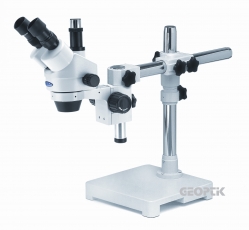 Microscopio stereo zoom 4,50x….45x con stativo a sbalzo